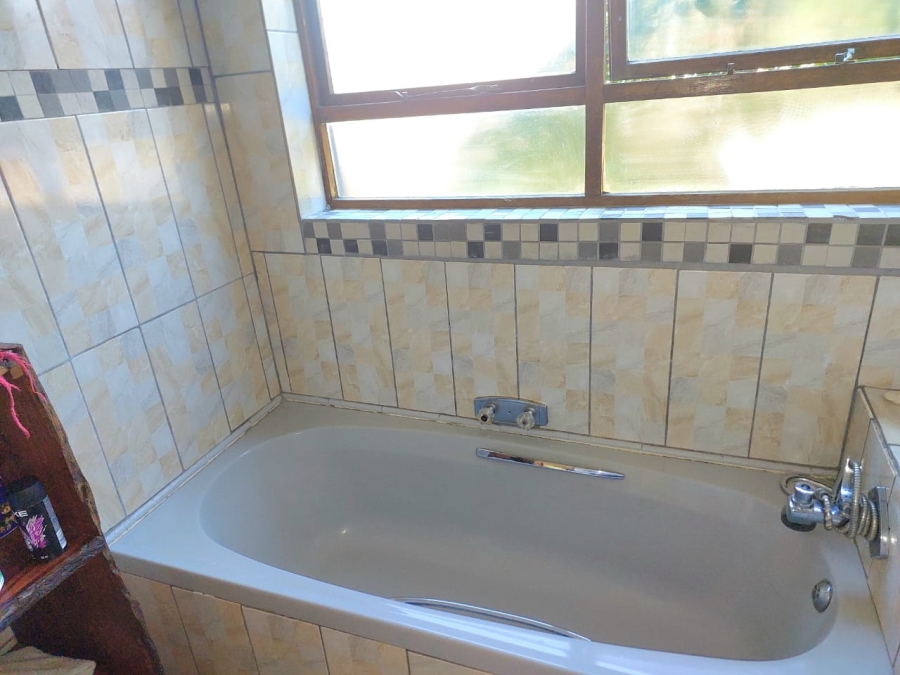 4 Bedroom Property for Sale in Heiderand Western Cape